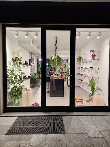 Vetrina Beauty Shoes Scandiano